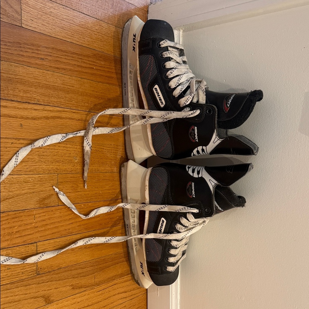 Bauer Black and White Ice Hockey Skates
